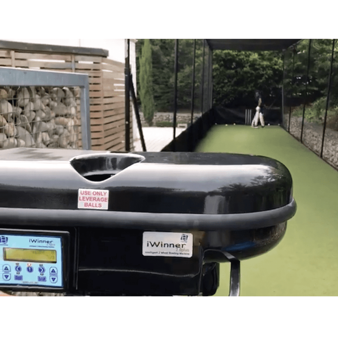 Leverage iWinner Automatic Cricket Bowling Machine (With Auto Feeder)