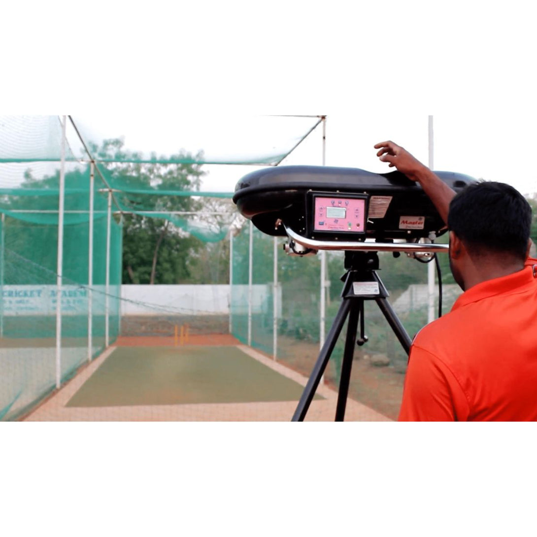 Leverage Master Digi Pro Bowling Machine (With Auto Feeder)