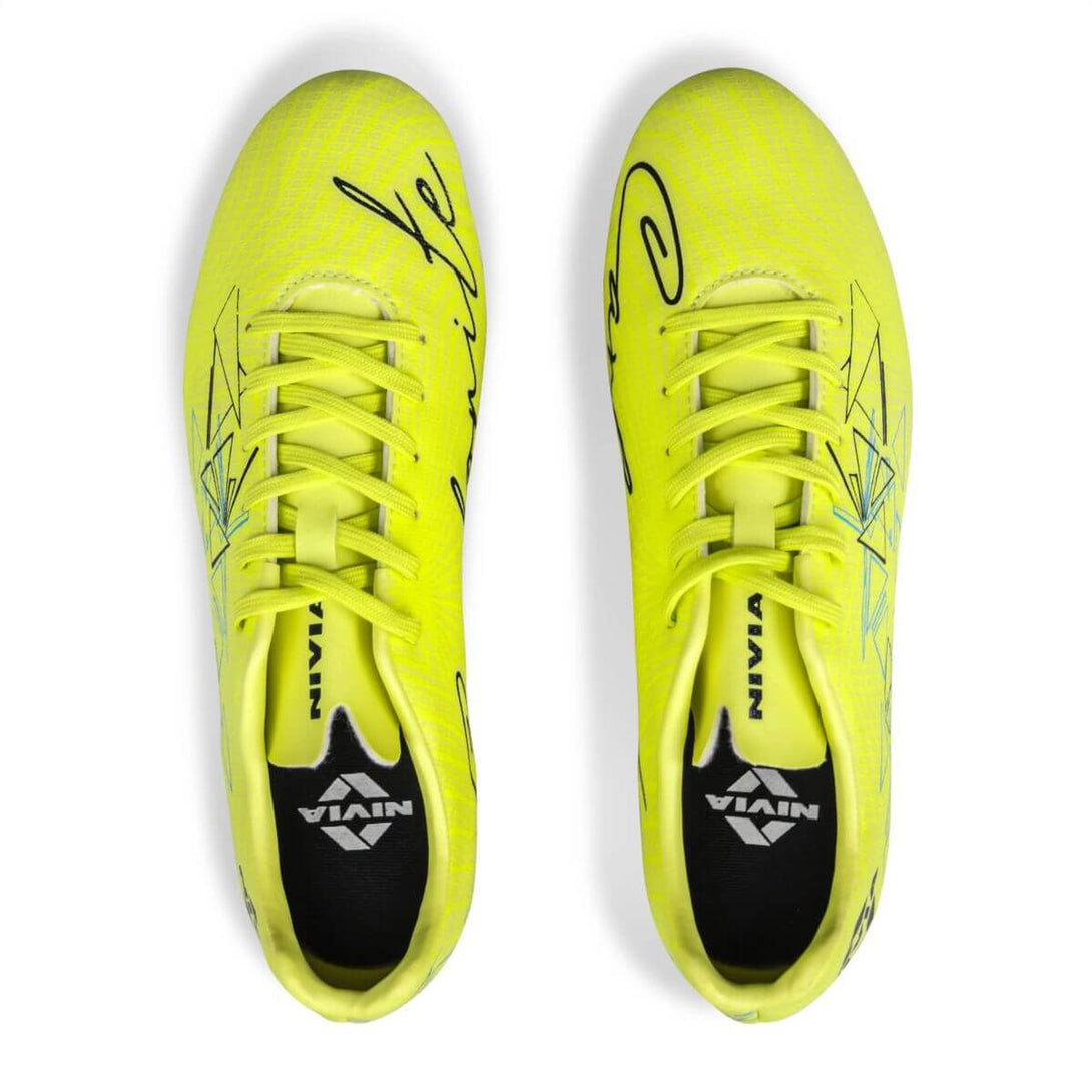 Nivia Carbonite 7.0 Football Studs