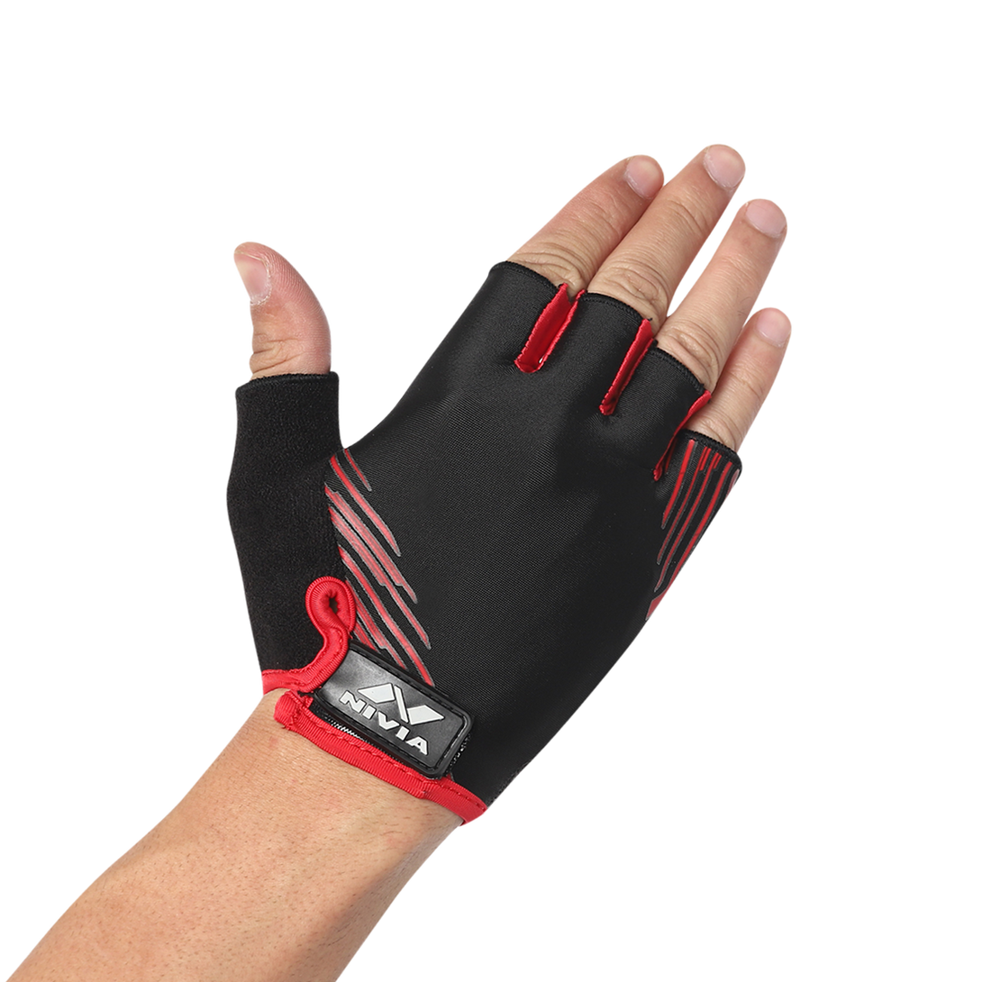 Nivia Rattle Sports Glove -Black/Red-M