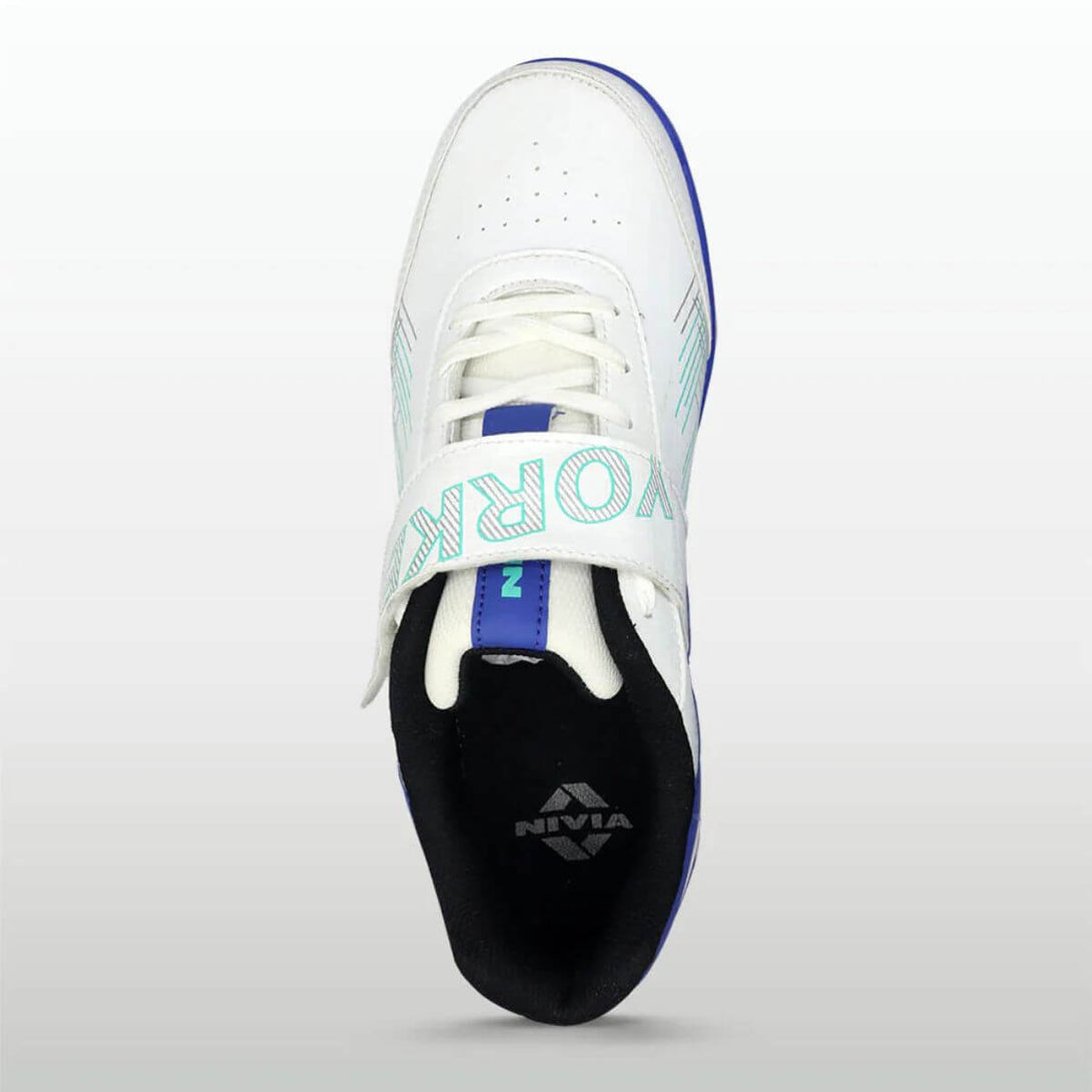 Nivia Yorker 2.0 Cricket Shoes