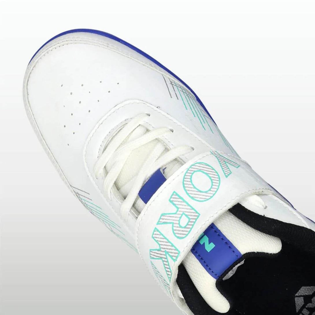 Nivia Yorker 2.0 Cricket Shoes