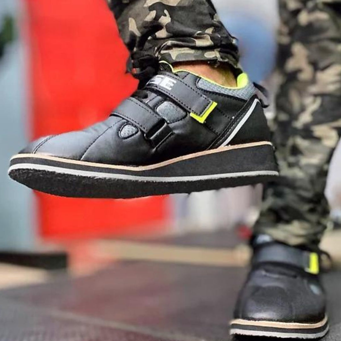 Proase Weight Lifting/Non Slip Squat Shoes (Black)
