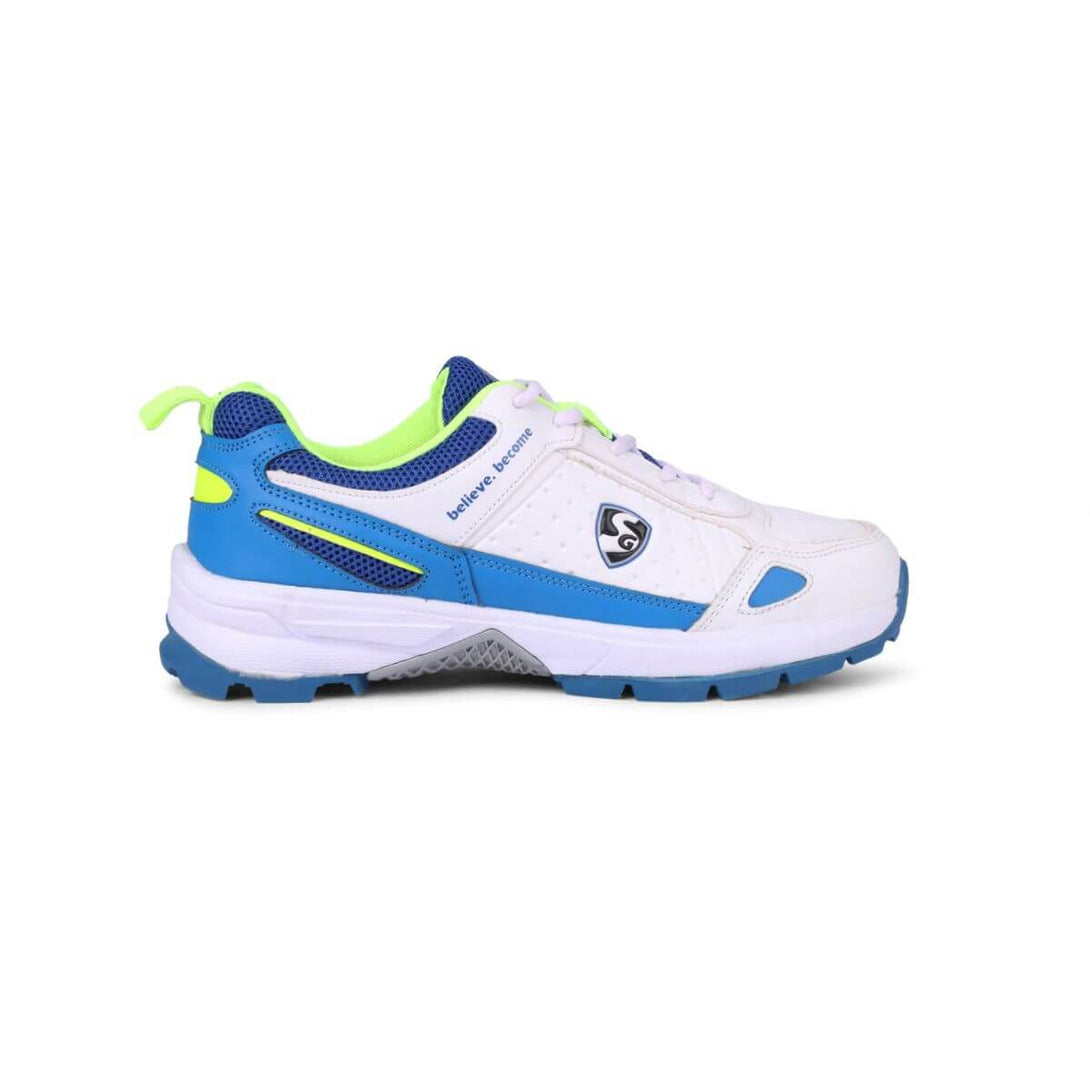 SG Club 6.0 Cricket Studs