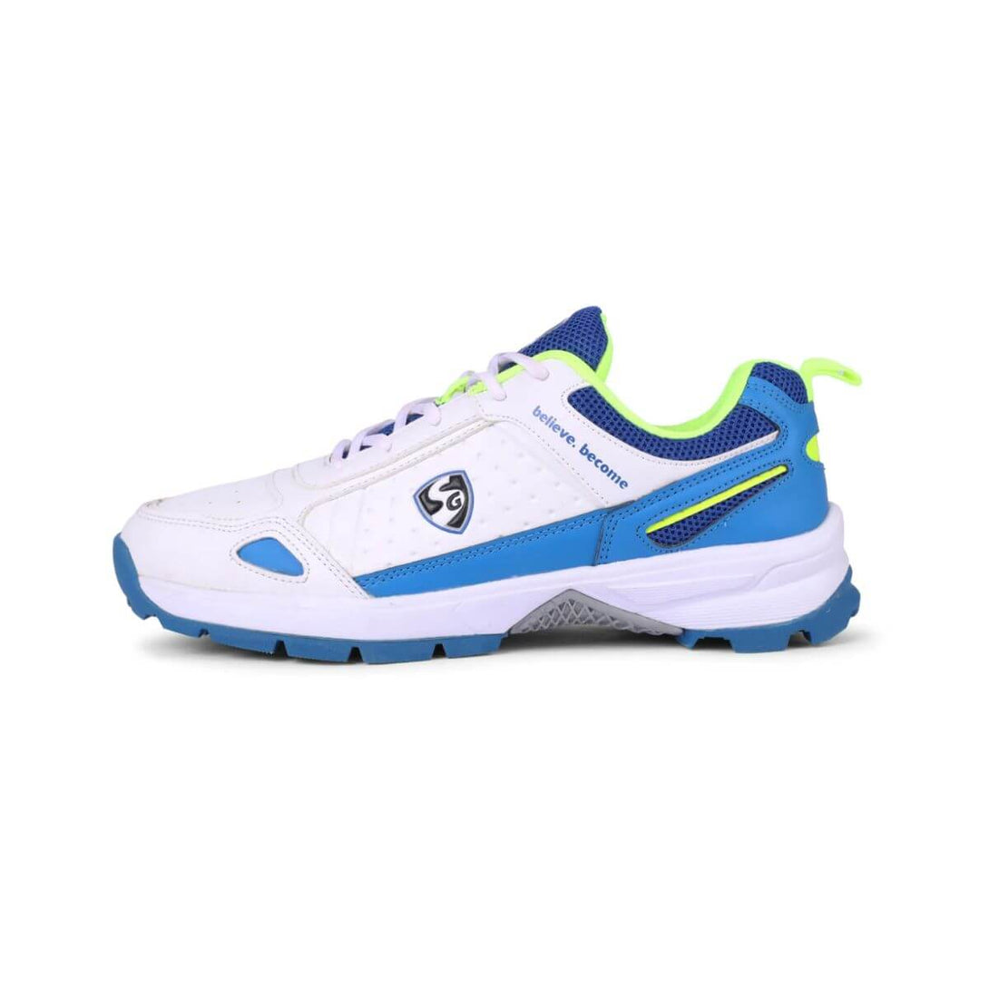 SG Club 6.0 Cricket Studs