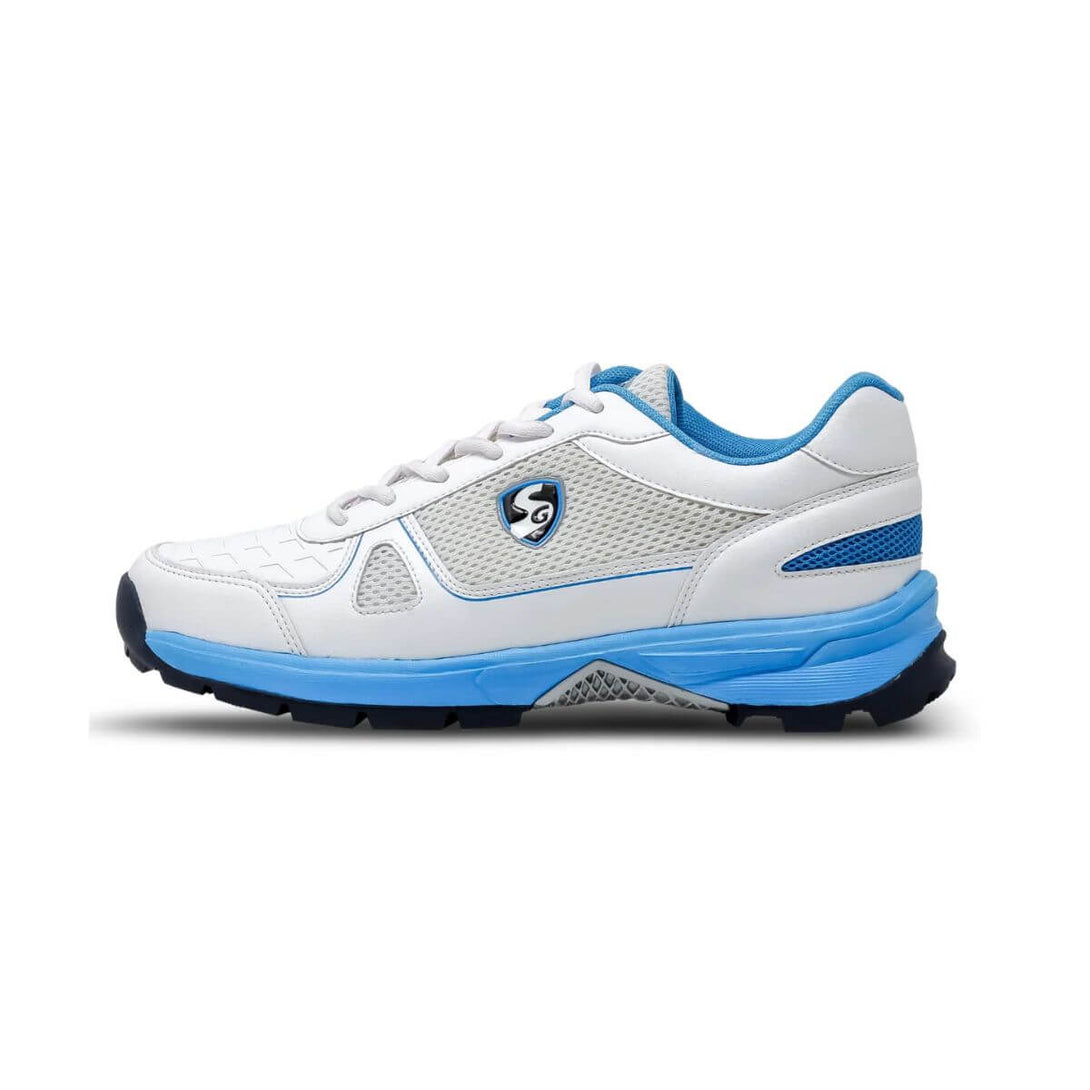 SG Scorer 6.0 Cricket Studs