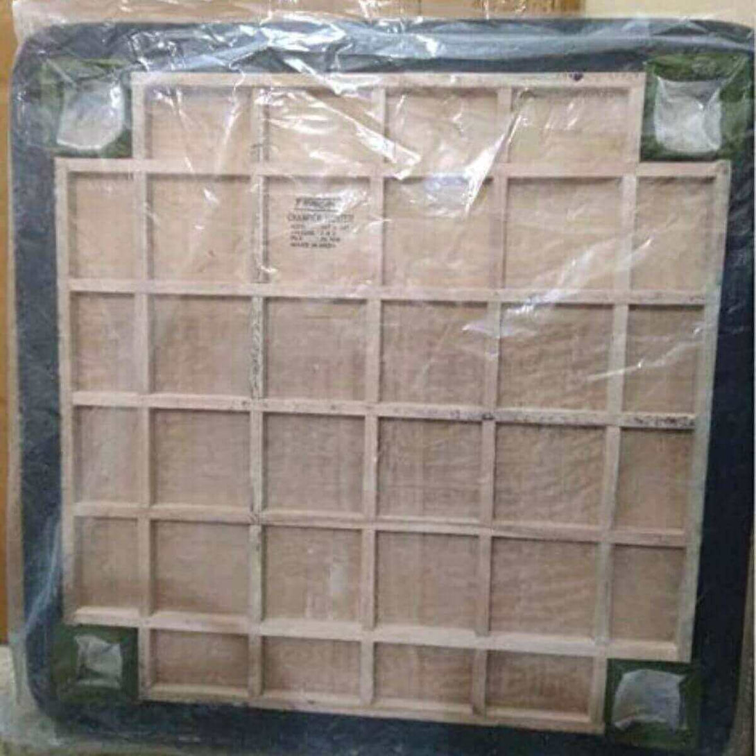 SISCAA Club Champion Fighter English Birch Fastrebound Carrom Board