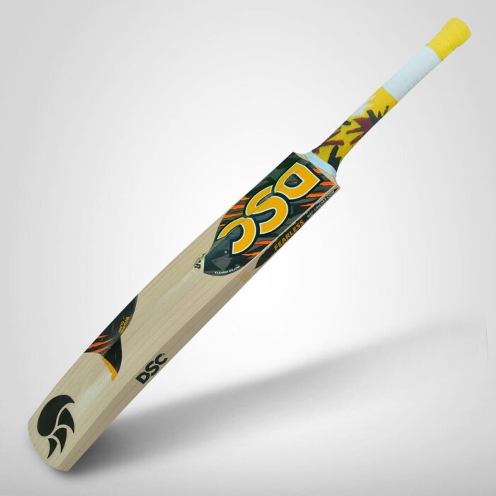 DSC Roar Claw Kashmir Willow Cricket Bat-SH
